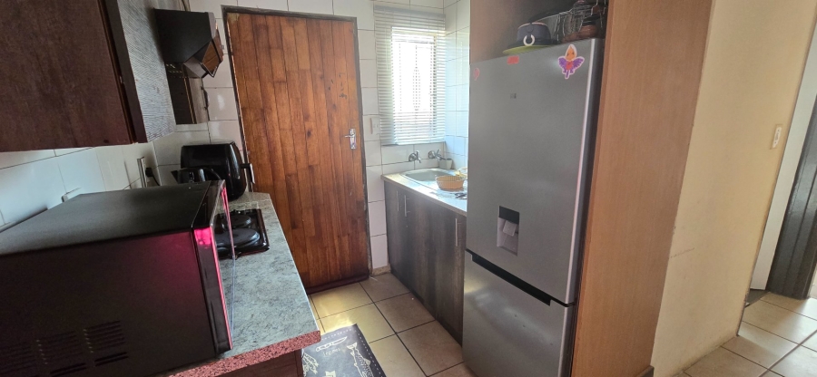 3 Bedroom Property for Sale in Crystal Park Gauteng