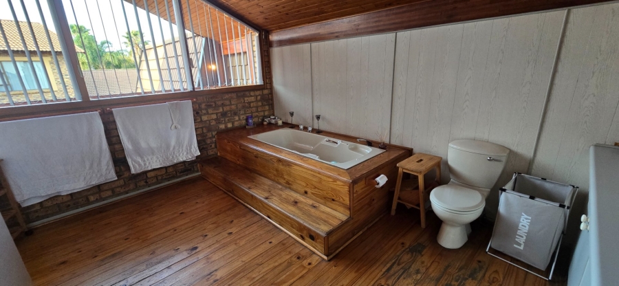 5 Bedroom Property for Sale in Bartlett Gauteng