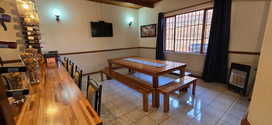 5 Bedroom Property for Sale in Bartlett Gauteng