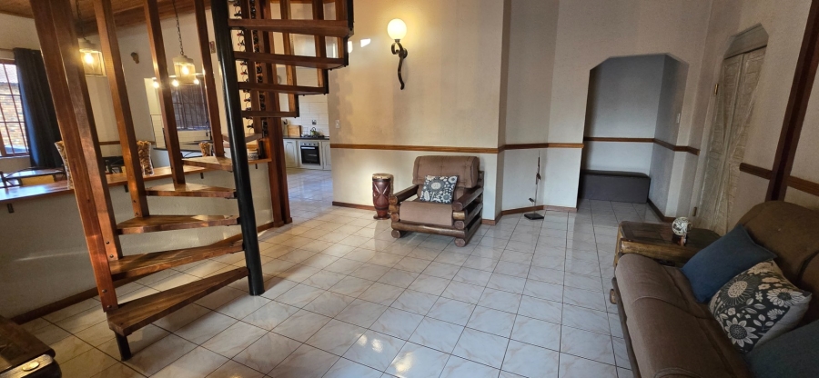 5 Bedroom Property for Sale in Bartlett Gauteng