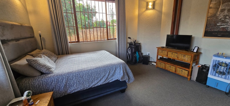5 Bedroom Property for Sale in Bartlett Gauteng