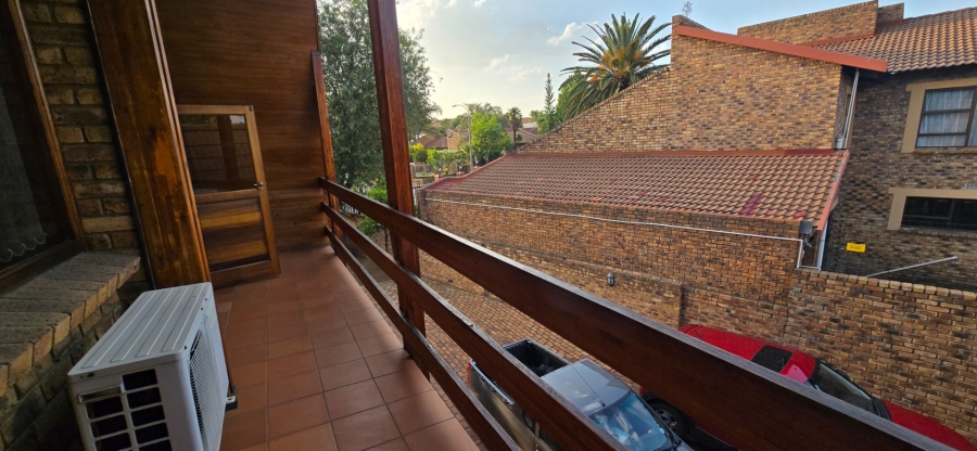 5 Bedroom Property for Sale in Bartlett Gauteng