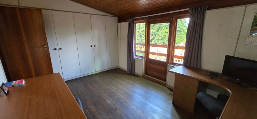 5 Bedroom Property for Sale in Bartlett Gauteng