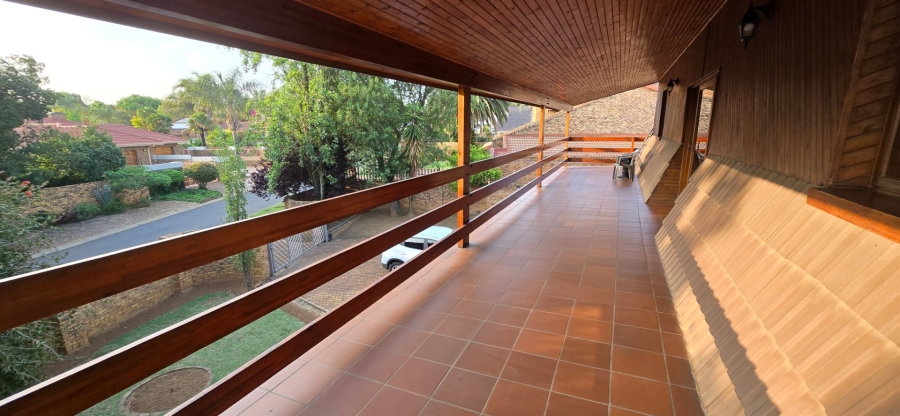 5 Bedroom Property for Sale in Bartlett Gauteng