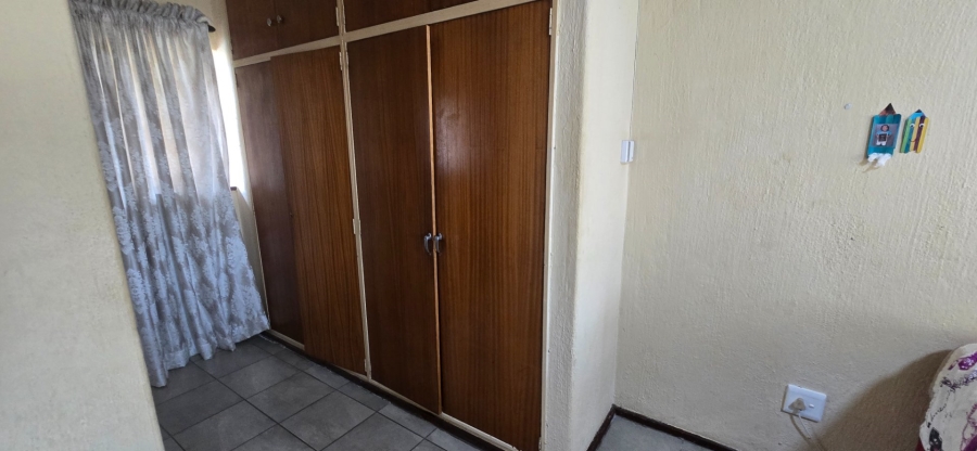 3 Bedroom Property for Sale in Morehill Gauteng