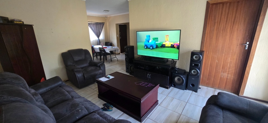 3 Bedroom Property for Sale in Morehill Gauteng