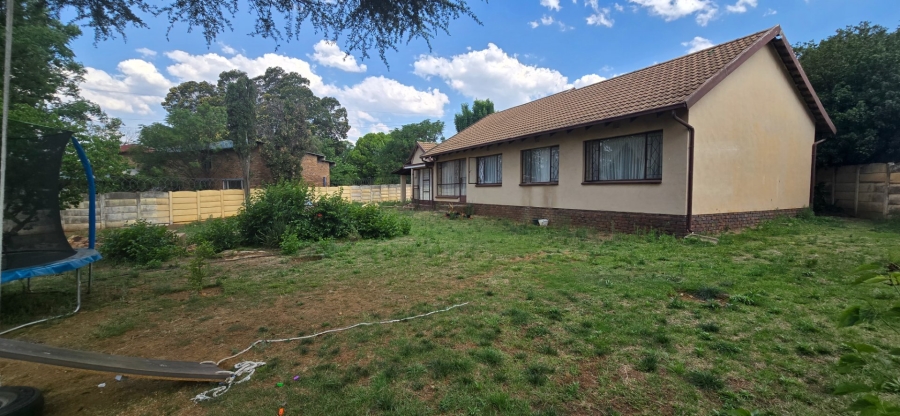 3 Bedroom Property for Sale in Morehill Gauteng