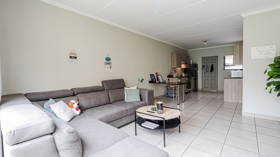 2 Bedroom Property for Sale in Beverley Gauteng