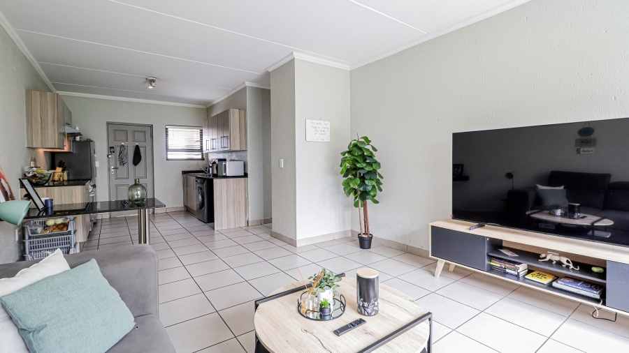 2 Bedroom Property for Sale in Beverley Gauteng