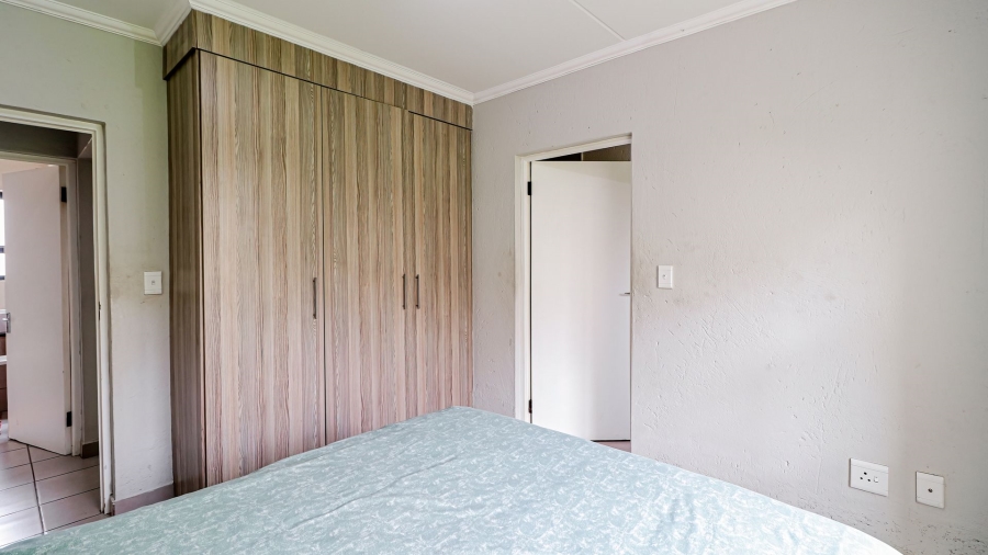 2 Bedroom Property for Sale in Beverley Gauteng