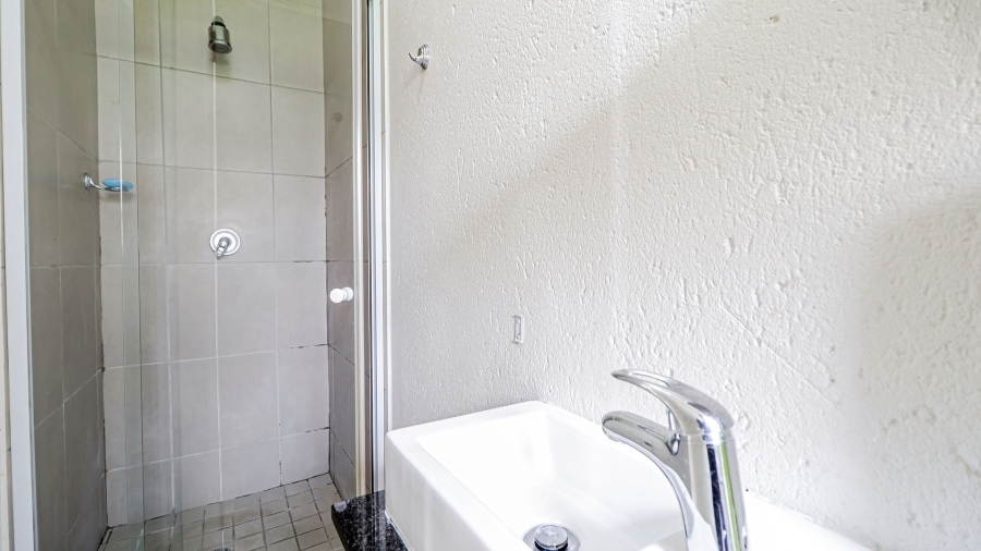 2 Bedroom Property for Sale in Beverley Gauteng