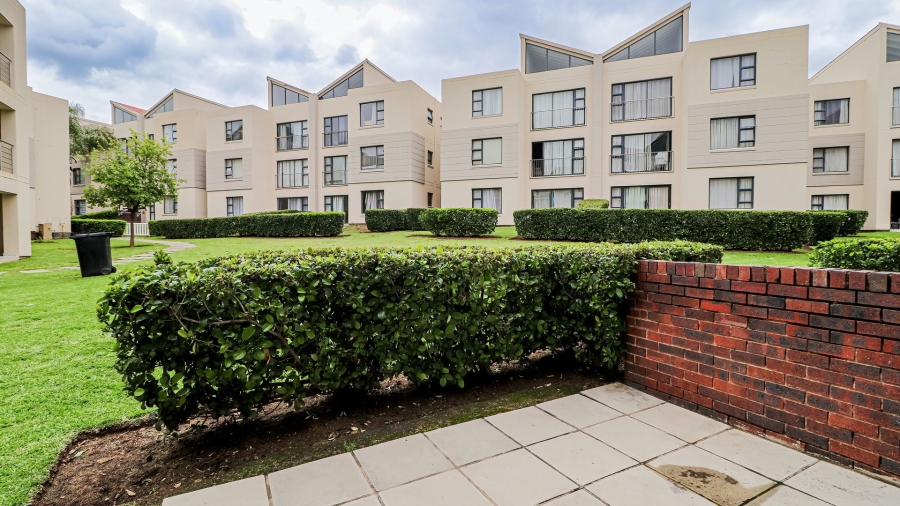 2 Bedroom Property for Sale in Beverley Gauteng