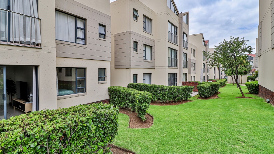 2 Bedroom Property for Sale in Beverley Gauteng