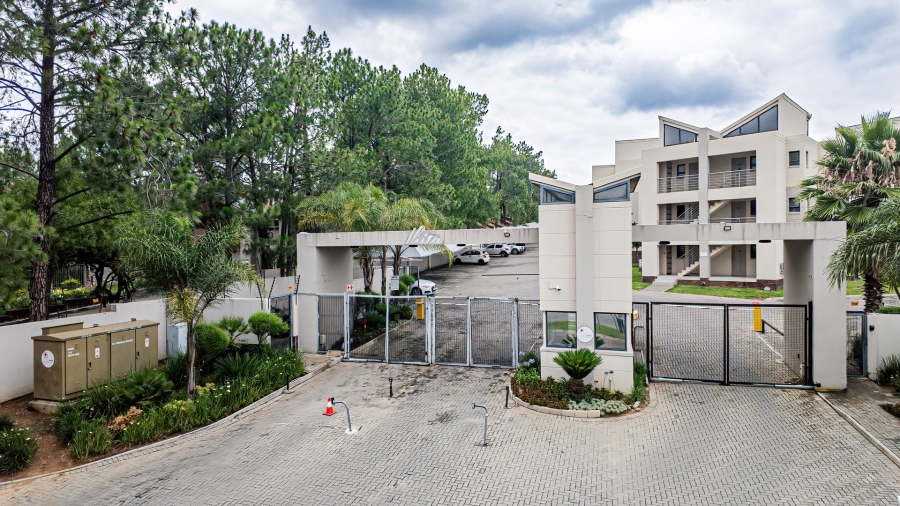 2 Bedroom Property for Sale in Beverley Gauteng