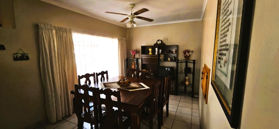 4 Bedroom Property for Sale in Rensburg Gauteng