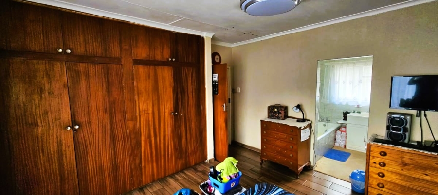 4 Bedroom Property for Sale in Rensburg Gauteng