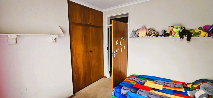 4 Bedroom Property for Sale in Rensburg Gauteng