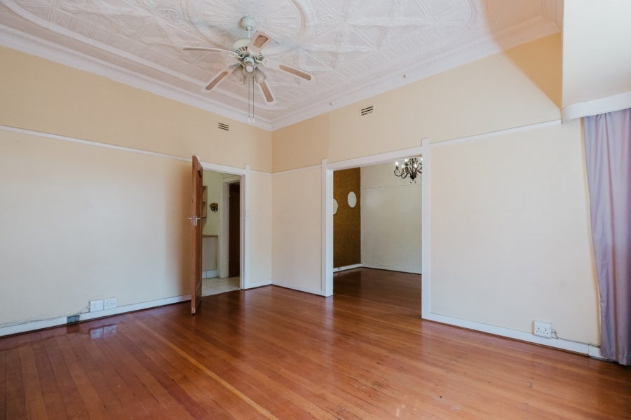 6 Bedroom Property for Sale in The Hill Gauteng