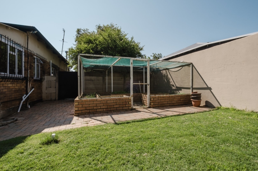 6 Bedroom Property for Sale in The Hill Gauteng