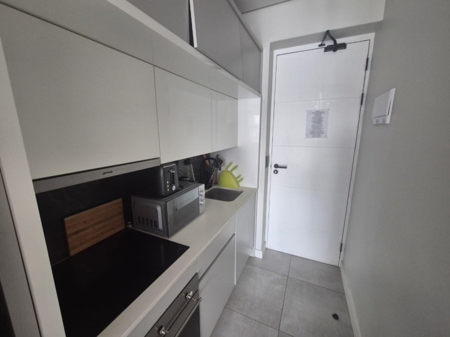 To Let 1 Bedroom Property for Rent in Waterfall Gauteng