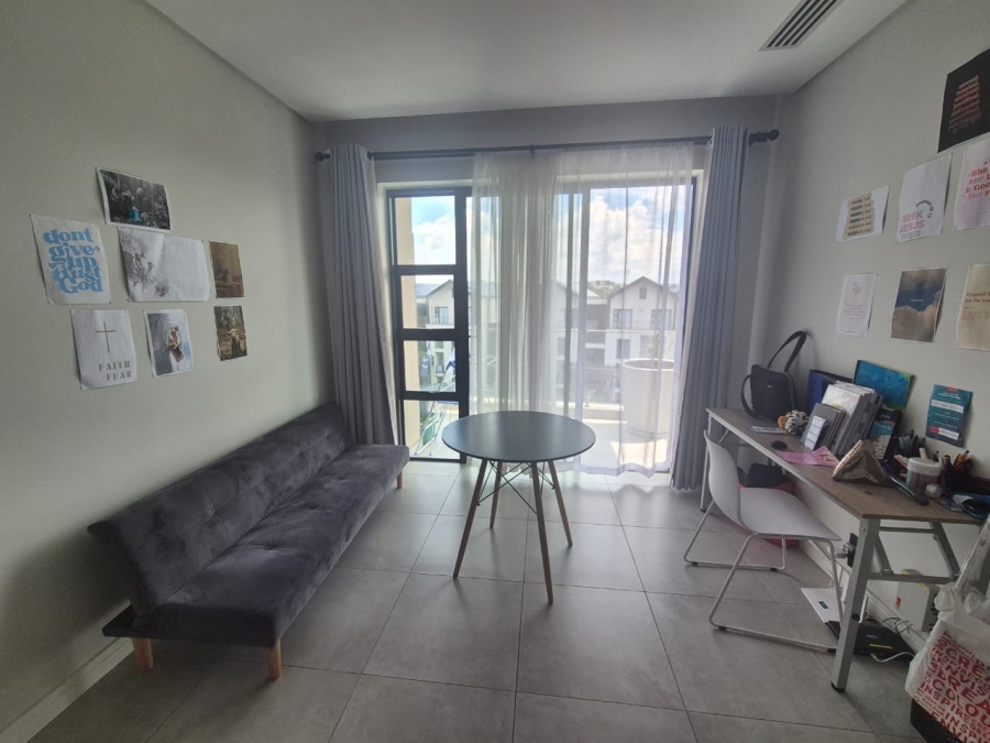 To Let 1 Bedroom Property for Rent in Waterfall Gauteng