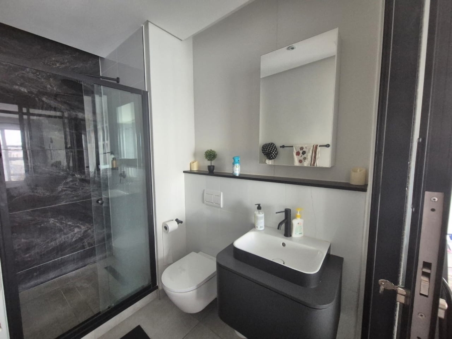 To Let 1 Bedroom Property for Rent in Waterfall Gauteng