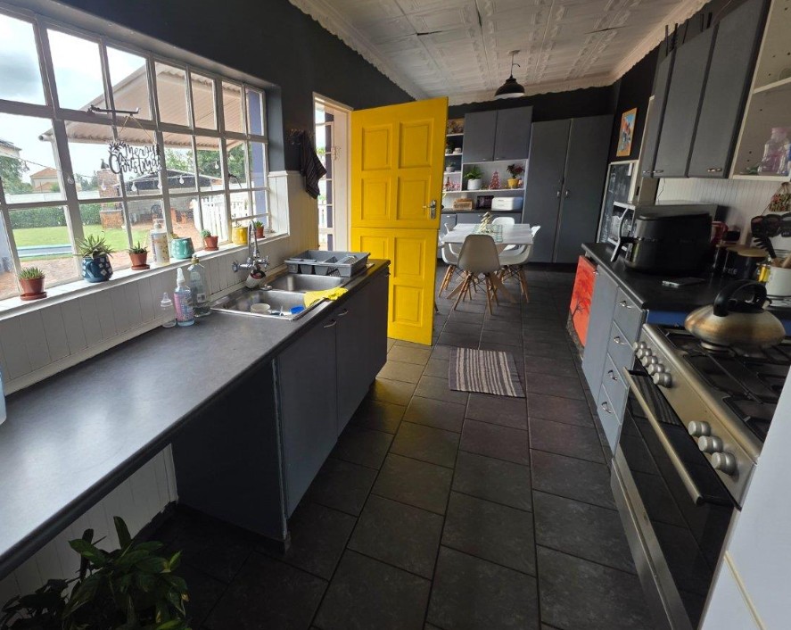 5 Bedroom Property for Sale in Golf Park Gauteng