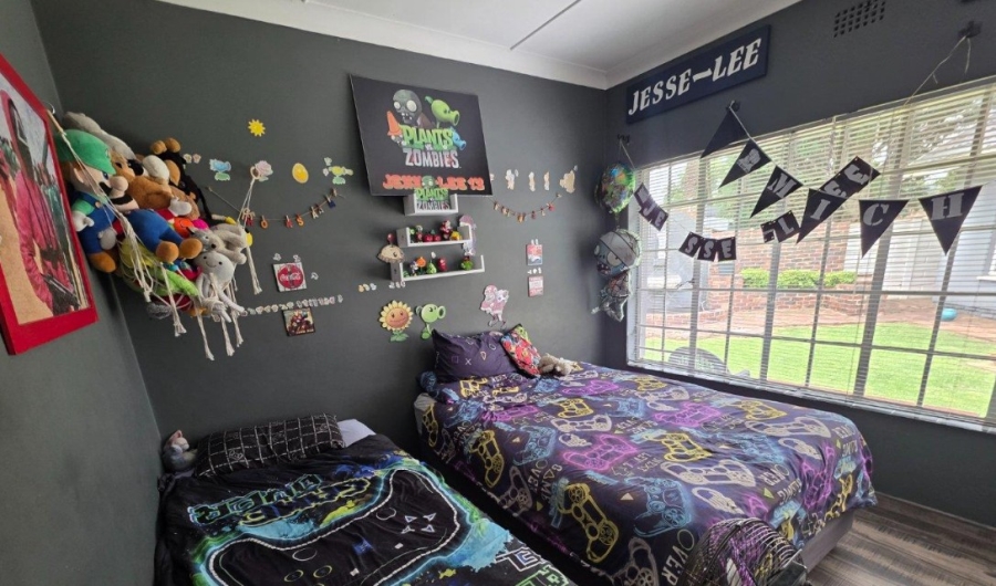 5 Bedroom Property for Sale in Golf Park Gauteng