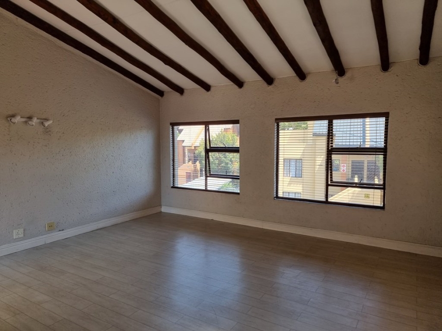 2 Bedroom Property for Sale in Eden Glen Gauteng