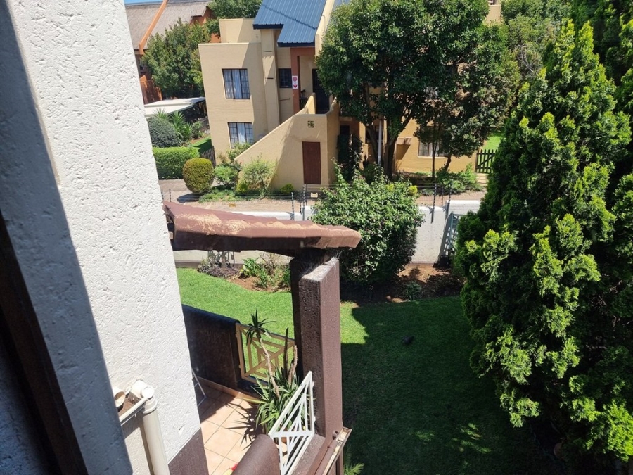 2 Bedroom Property for Sale in Eden Glen Gauteng