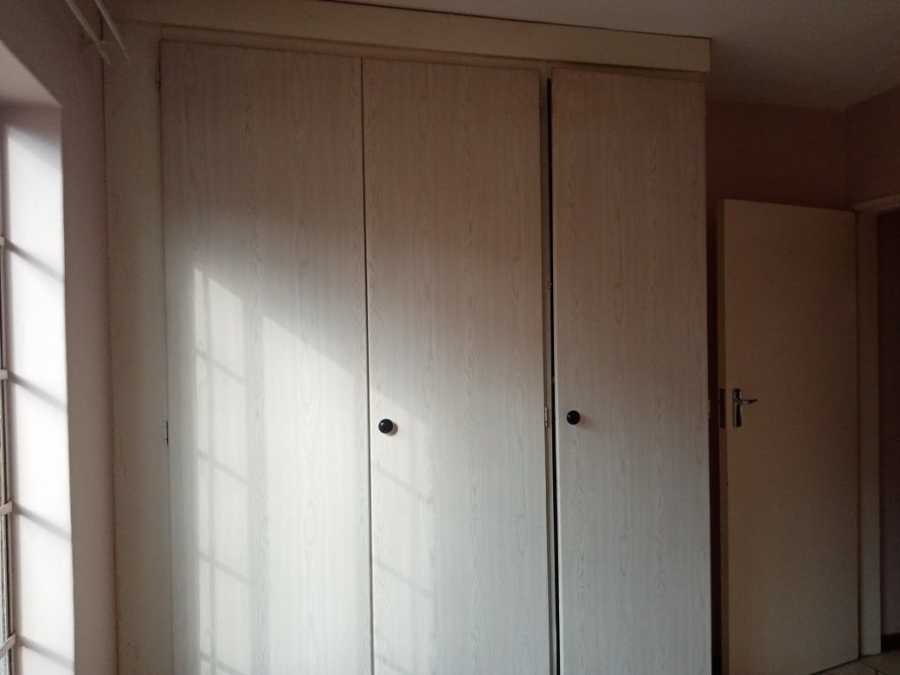 2 Bedroom Property for Sale in Wonderpark Estate Gauteng