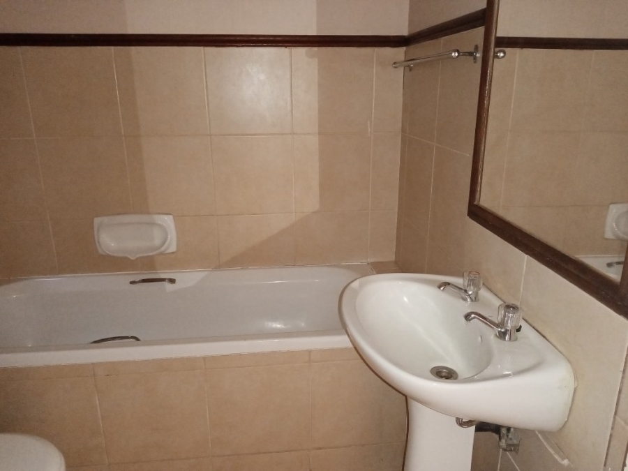 2 Bedroom Property for Sale in Wonderpark Estate Gauteng