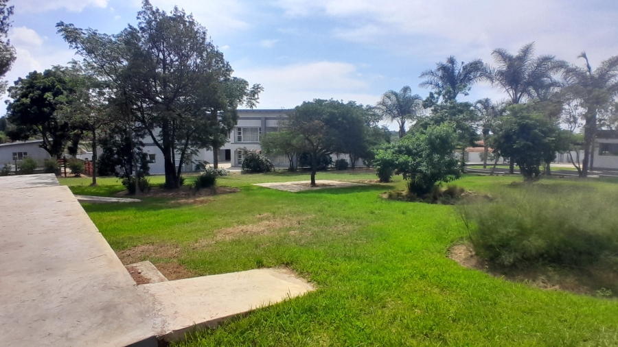 To Let 2 Bedroom Property for Rent in Glen Austin Gauteng