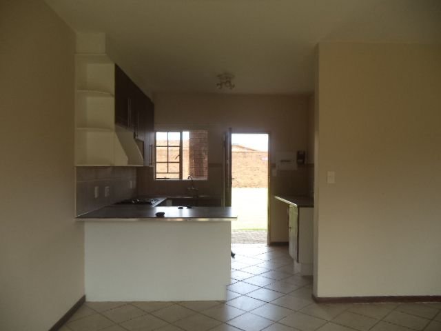 To Let 2 Bedroom Property for Rent in Mooikloof Ridge Gauteng