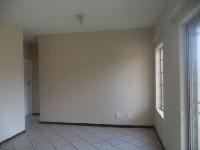 To Let 2 Bedroom Property for Rent in Mooikloof Ridge Gauteng