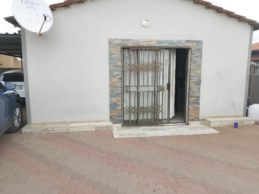 2 Bedroom Property for Sale in Soshanguve South Gauteng