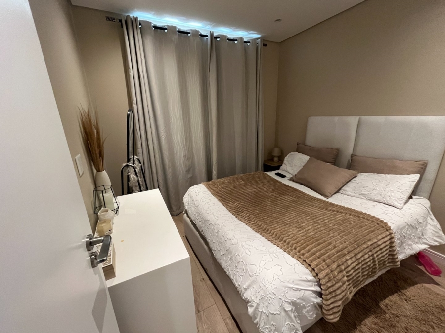 To Let 3 Bedroom Property for Rent in Houghton Estate Gauteng