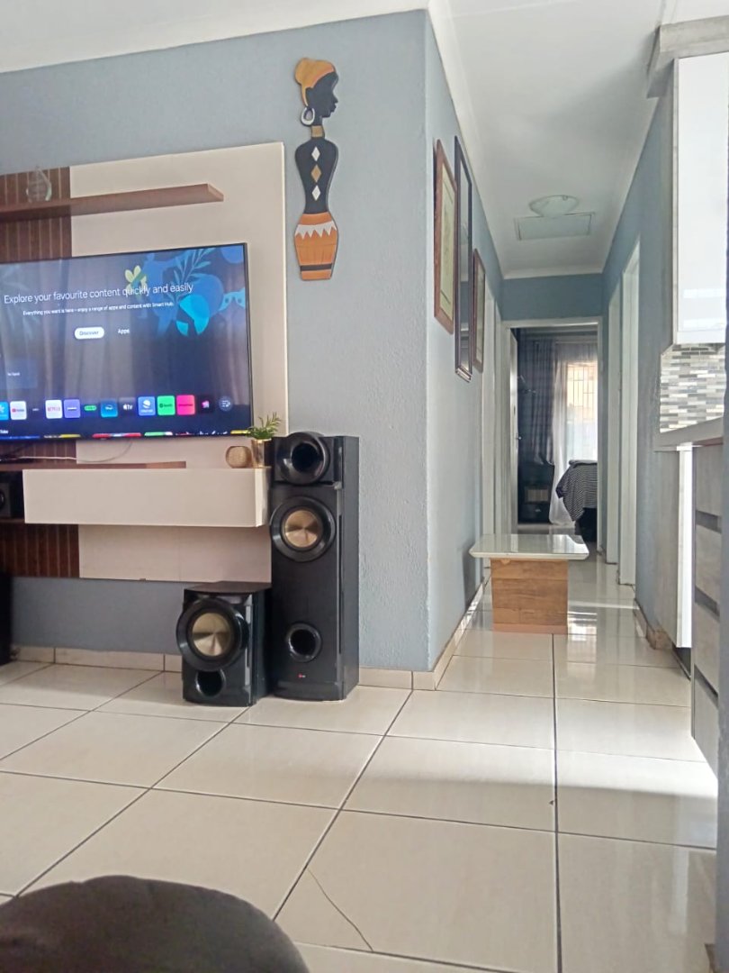 To Let 3 Bedroom Property for Rent in Soshanguve VV Gauteng