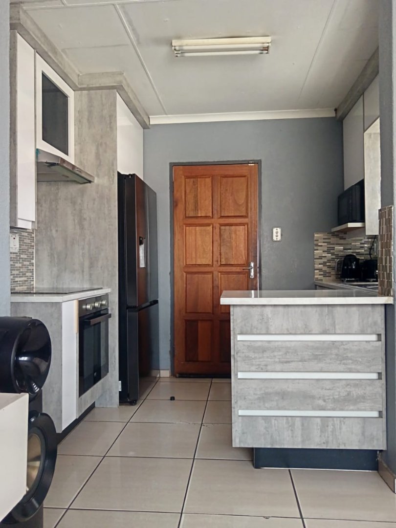 To Let 3 Bedroom Property for Rent in Soshanguve VV Gauteng