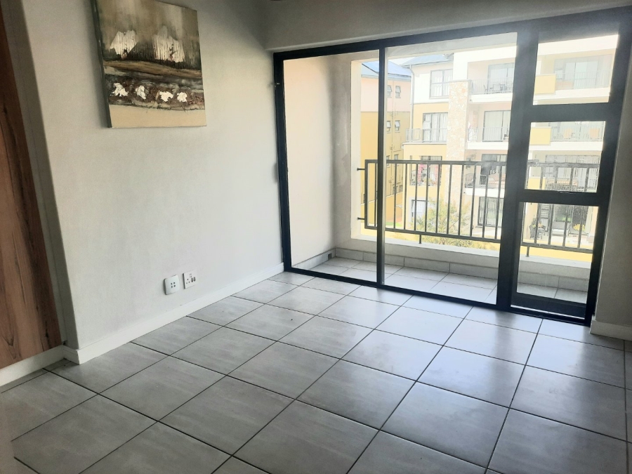 1 Bedroom Property for Sale in Waterfall Heights Gauteng