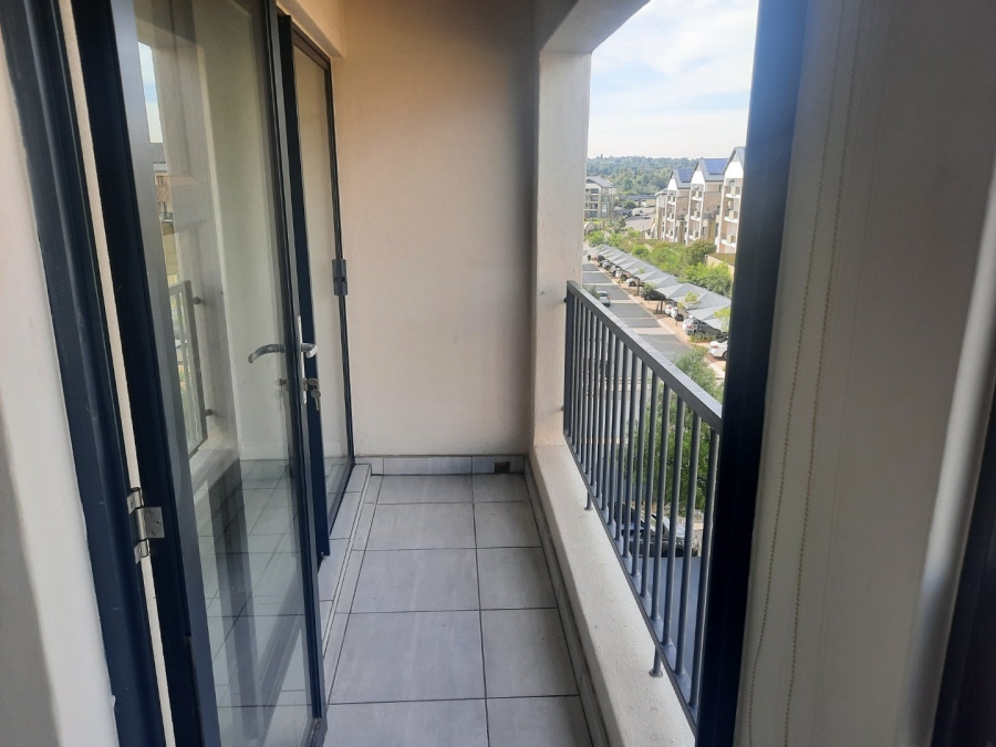 1 Bedroom Property for Sale in Waterfall Heights Gauteng