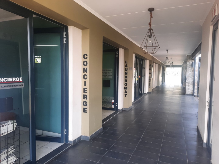 1 Bedroom Property for Sale in Waterfall Heights Gauteng
