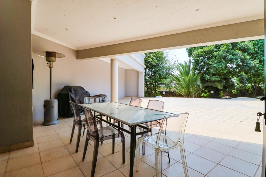 9 Bedroom Property for Sale in Lynnwood Glen Gauteng