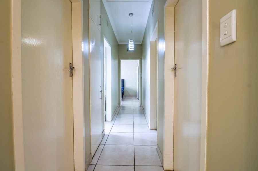 9 Bedroom Property for Sale in Lynnwood Glen Gauteng