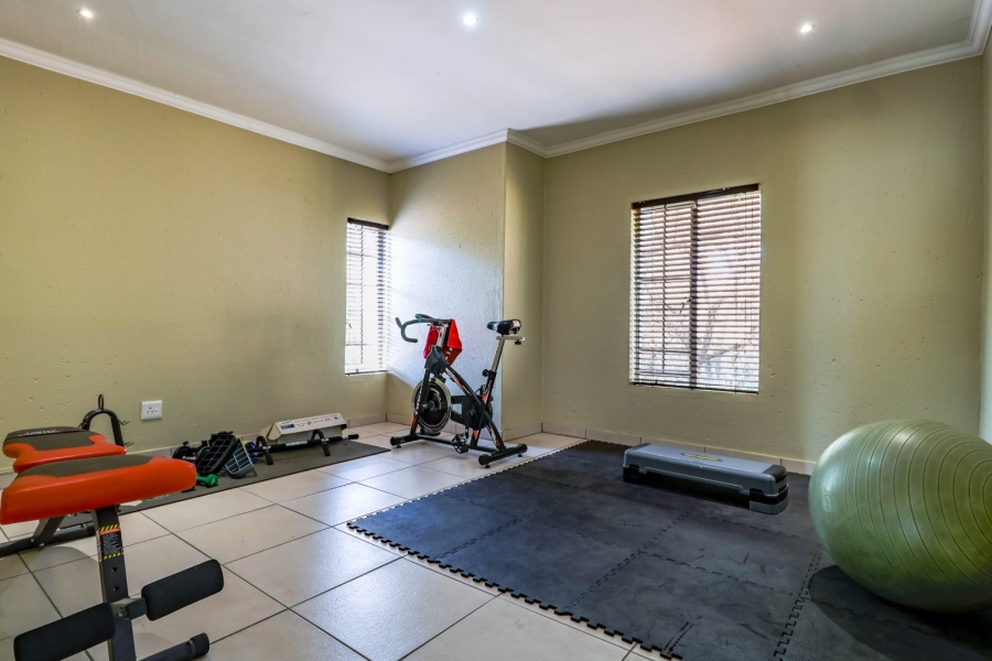 9 Bedroom Property for Sale in Lynnwood Glen Gauteng