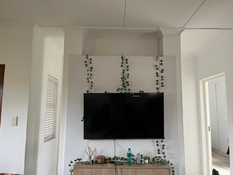 2 Bedroom Property for Sale in Helderwyk Gauteng