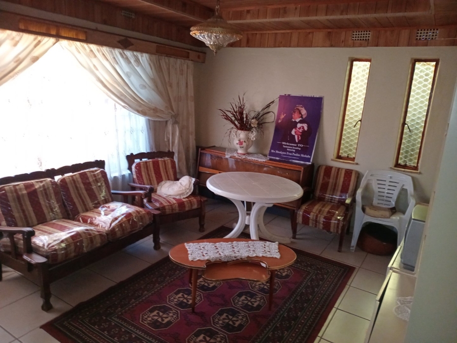 To Let 2 Bedroom Property for Rent in Mamelodi East Gauteng