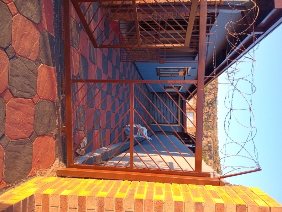 To Let 2 Bedroom Property for Rent in Mamelodi East Gauteng