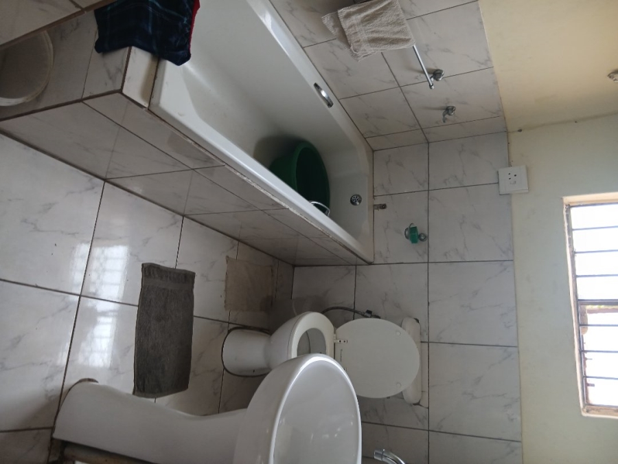 2 Bedroom Property for Sale in Soshanguve M Gauteng