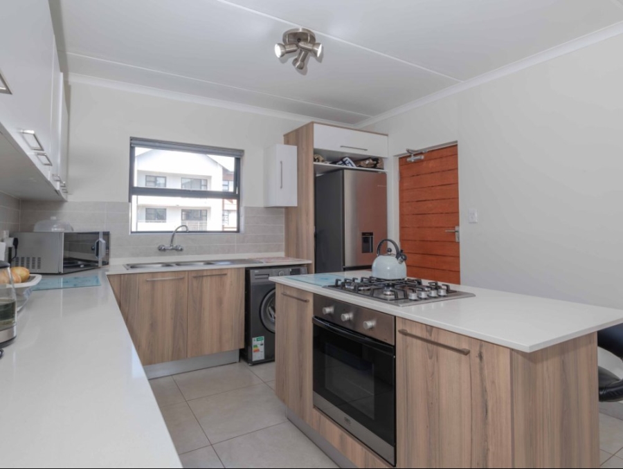 2 Bedroom Property for Sale in Modderfontein Gauteng